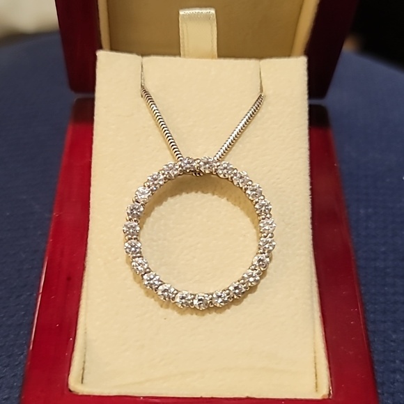 Rare Diamond Nexus Eternity Pendant Retired - Picture 4 of 10